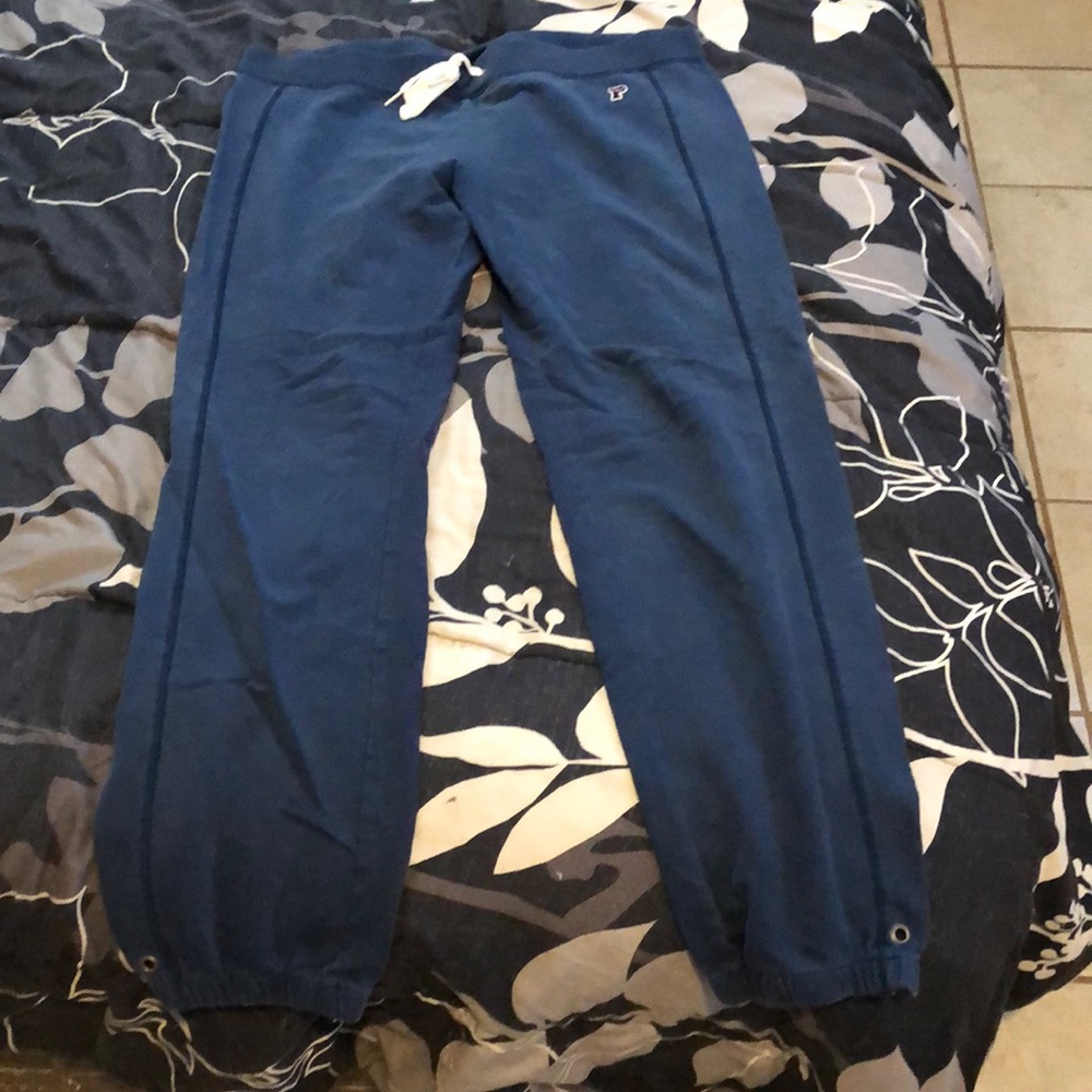 Vs pink sweatpants